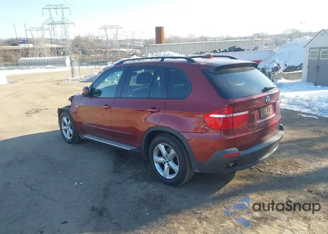 2009 BMW X5 xDrive35D z USA, uszkodzony, nr VIN 5UXFF035X9LJ98063